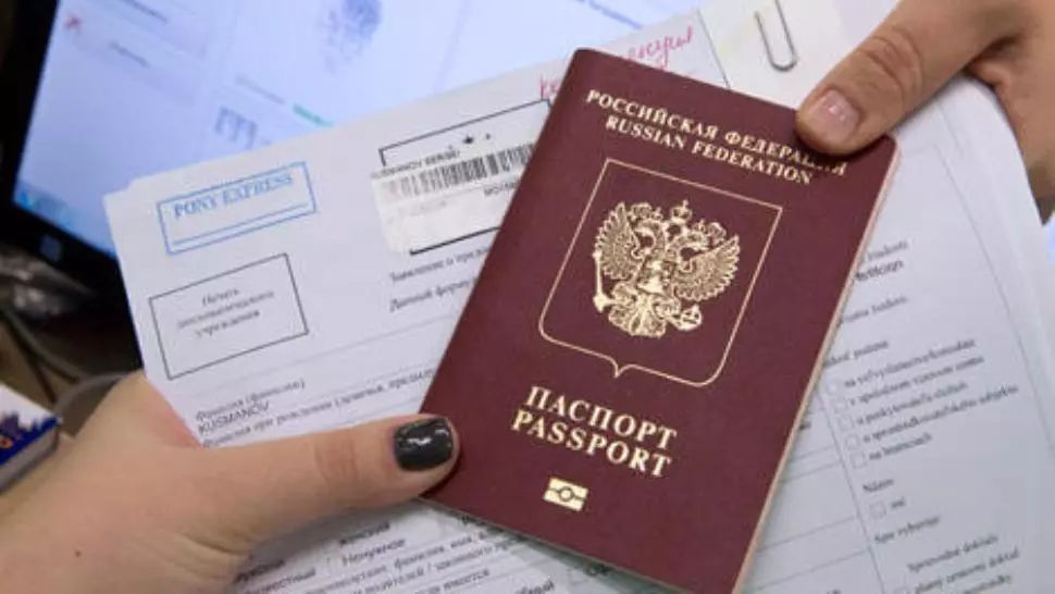 Din ianuarie, rușii ar putea avea pașapoarte de vaccinare anti-Covid-19