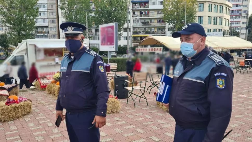 Poliția în control. Aproape 5.000 de restaurante, terase şi fast-food-uri au fost verificate în ultimele 24 de ore