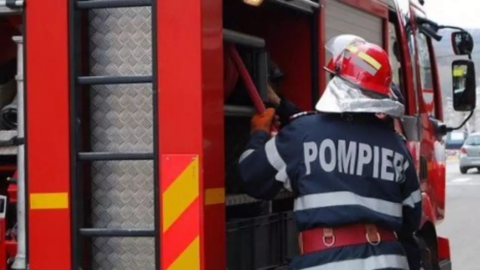 Incendiul de la Spitalul din Roman - Imagini INCREDIBILE cu operațiunea de salvare
