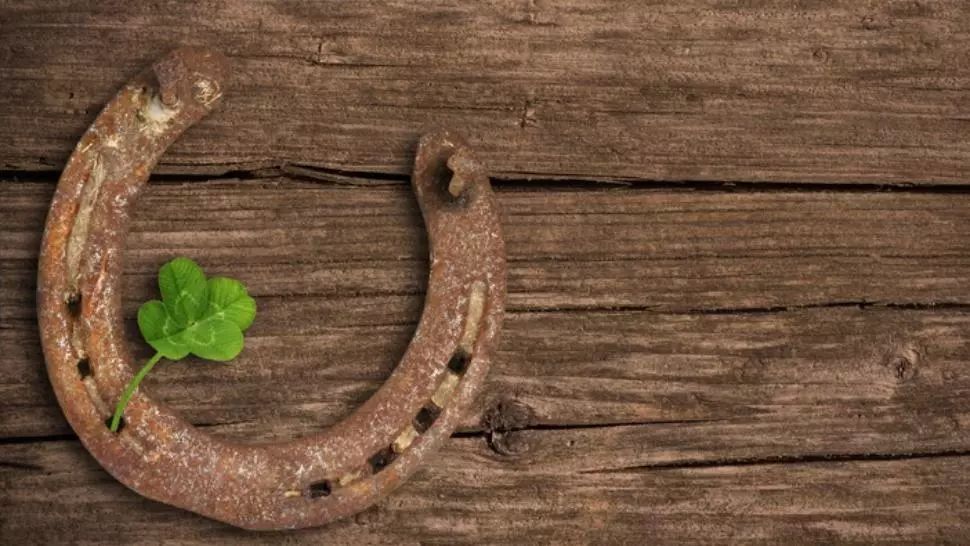 Horoscop 15 decembrie. Zodia care risipește într-o zi agoniseala de-o viaţă