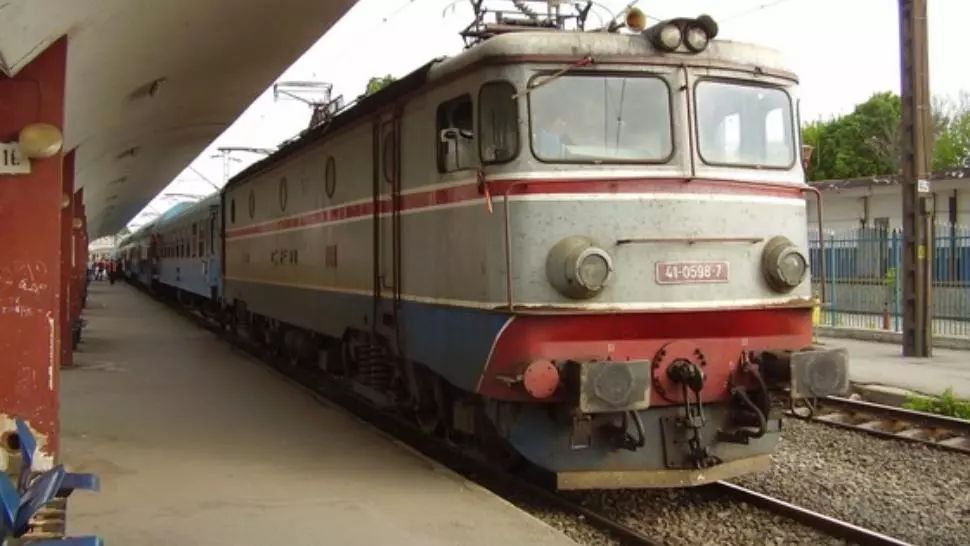 Tânăr de 21 de ani, mort după ce s-a electrocutat într-o gară din Arad. Cum s-a produs tragedia