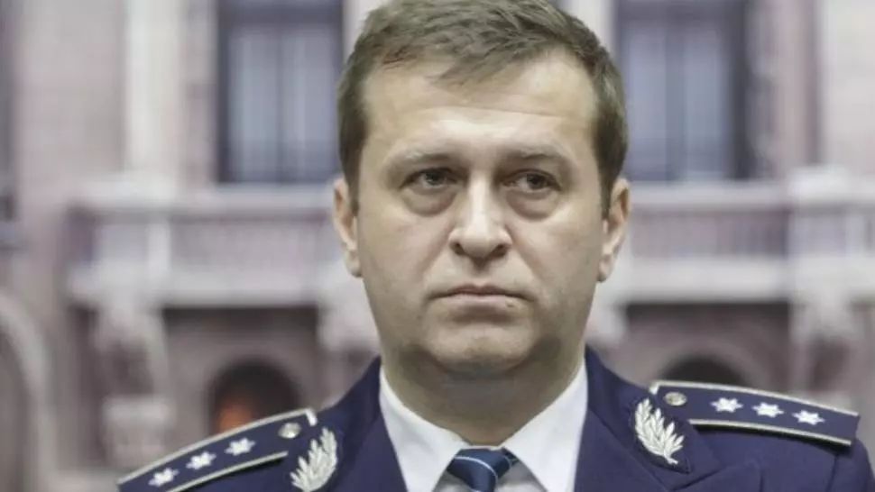 Comisarul Gavriș, lăsat fără funcția de conducere, după cheful ilegal în timpul restricțiilor