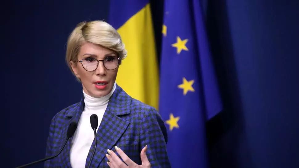Raluca Turcan dă, astăzi, ORDINUL de ministru prin care să fie revizuite toate dosarele de pensie: „NU se vor opera scăderi”