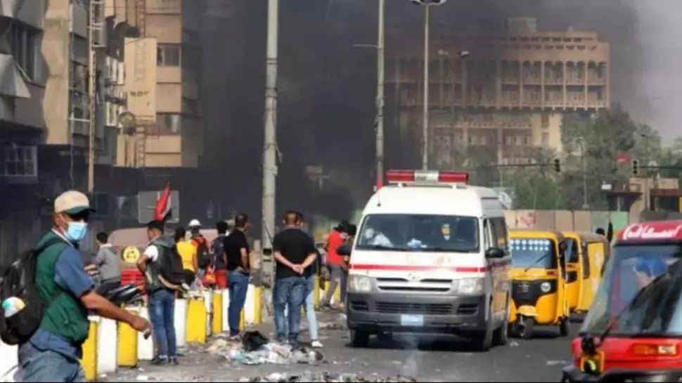 Dublul atac sinucigaș din Bagdad, revendicat de gruparea Stat Islamic. Bilanț NEGRU al morților și răniților