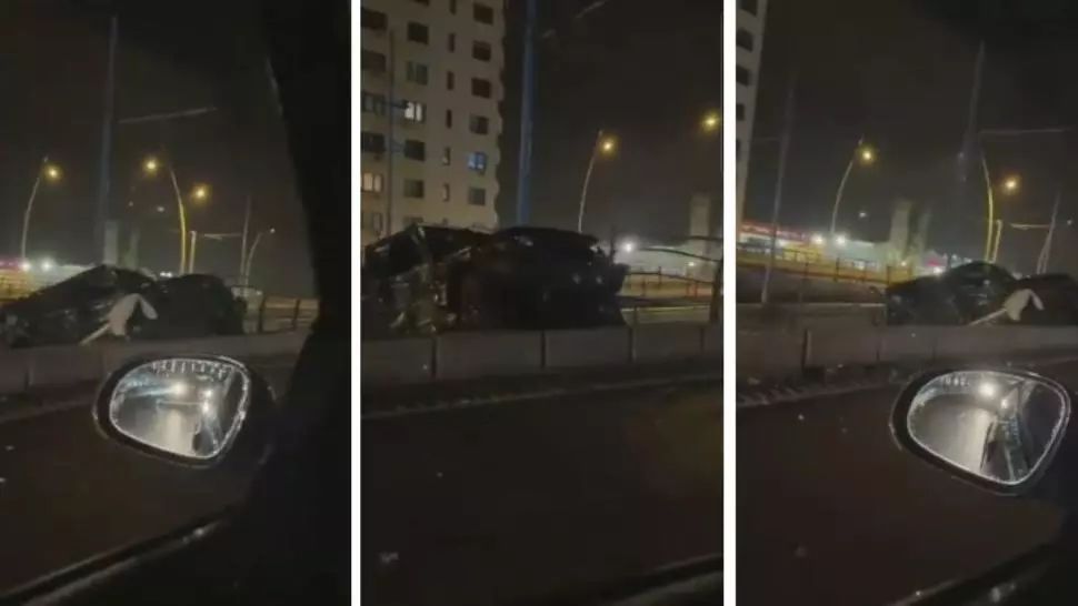 Accident grav, pe Podul Basarab, din Capitală: o mașină a ajuns pe linia de tramvai