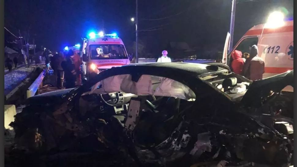 Accident cu cinci victime, în Teleorman! Unul dintre şoferi este încarcerat, inconştient, cu semne vitale