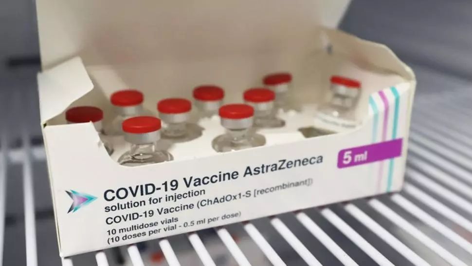 Noi probleme cu vaccinurile împotriva COVID-19! Experții germani în Sănătate NU îl recomandă pe cel de la AstraZeneca persoanelor de peste 65 de ani