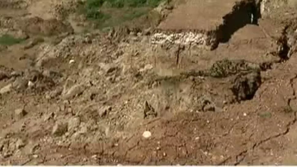 Situație dramatică la Cumpăna, în Constanța! Oamenii sunt în pericol să rămână fără case din cauza alunecărilor de teren