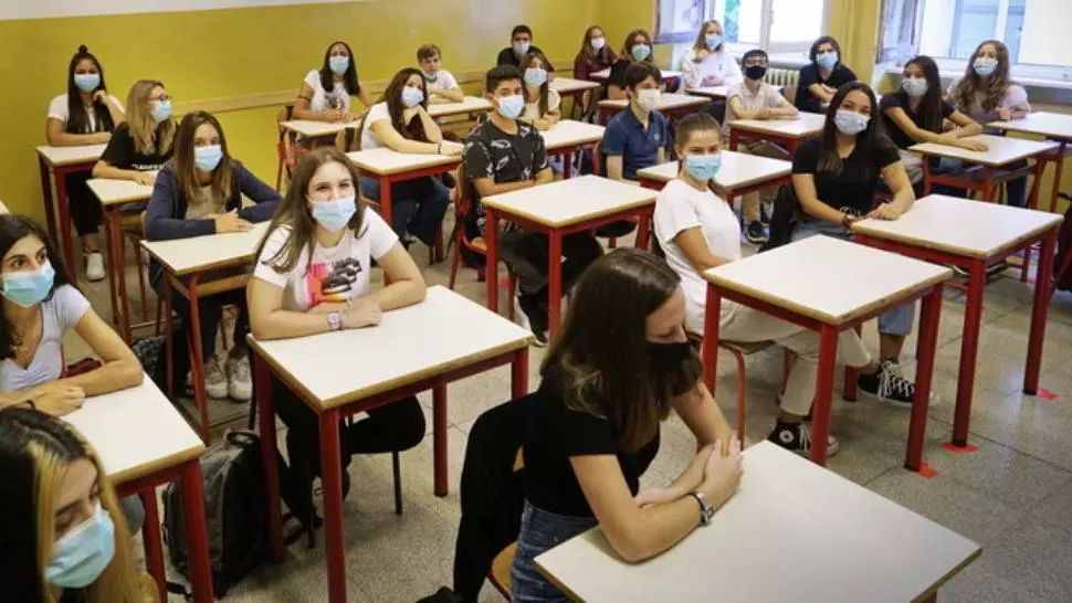 Elevii cer Guvernului noi măsuri de protecție împotriva COVID-19 pentru redeschiderea școlilor la 8 februarie