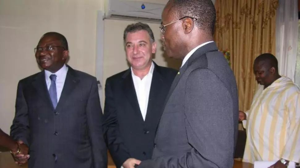 Controversatul om de afaceri român Frank Timiș scapă de un dosar de corupție în Senegal