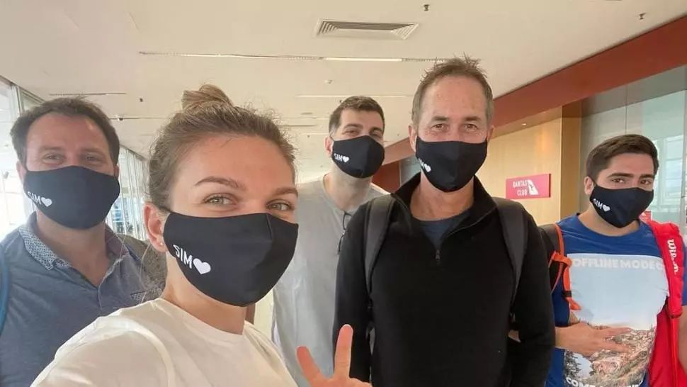 Halep și staff-ul său, recunoscători la plecarea de la Adelaide: “Vă mulțumim enorm pentru această perioadă!”