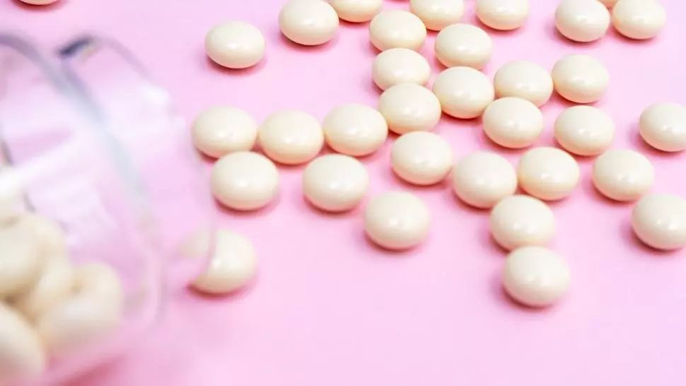 Pacienții cronici își strigă durerea în fața Guvernului. Oamenii cer acces la servicii medicale și la tratament