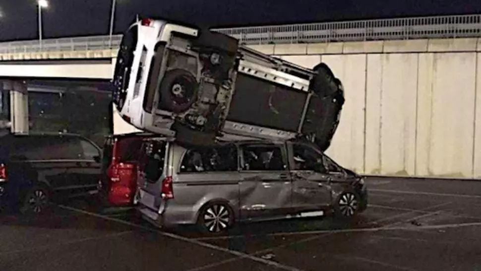 A fost concediat, iar drept răzbunare a distrus 69 de mașini. Paguba se ridică la aproape 5 milioane de euro