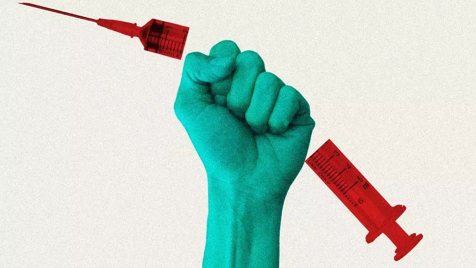 Autoritățile acuză știri false depre oprirea campaniilor de vaccinare în mai multe state UE