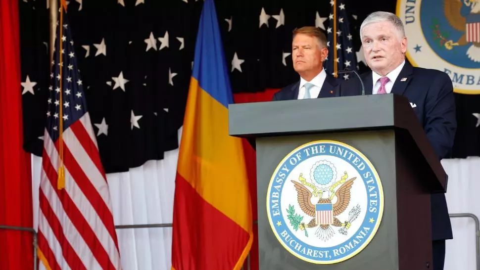 Ceremonia de decorare a ambasadorului SUA la Bucureşti, Adrian Zuckerman, în această seară, la Palatul Cotroceni