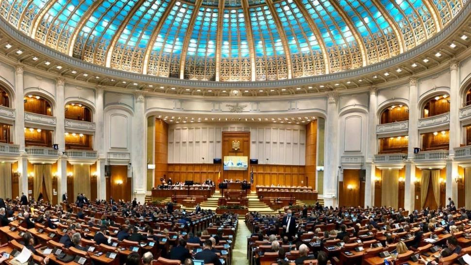Angajările în instituțiile publice au fost DEBLOCATE. Condiția pentru ocuparea posturilor vacante