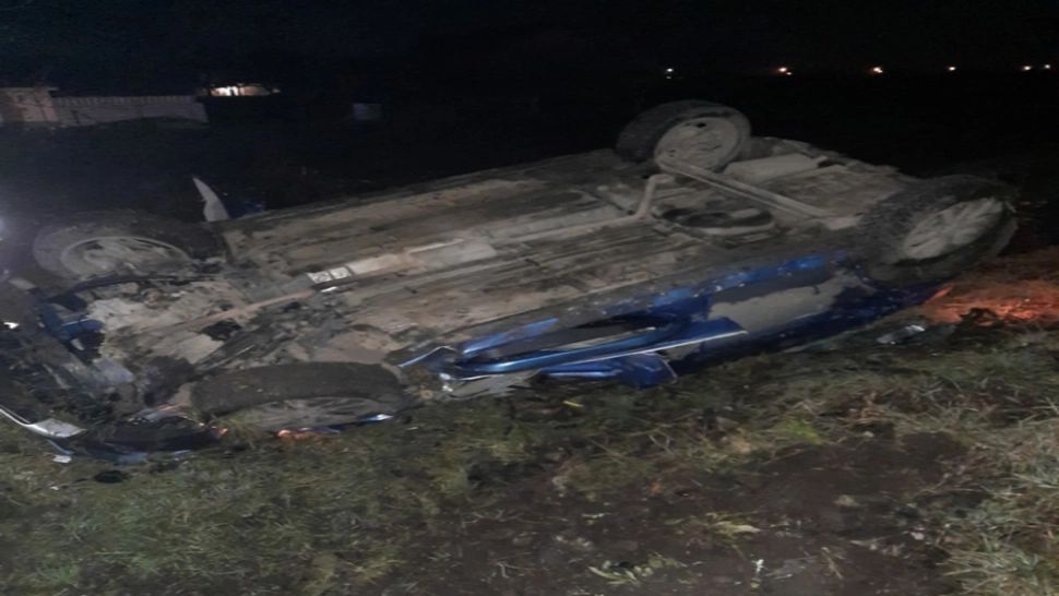 Mașină lovită de tren, în județul Timiș. Șoferul, în stare gravă la spital