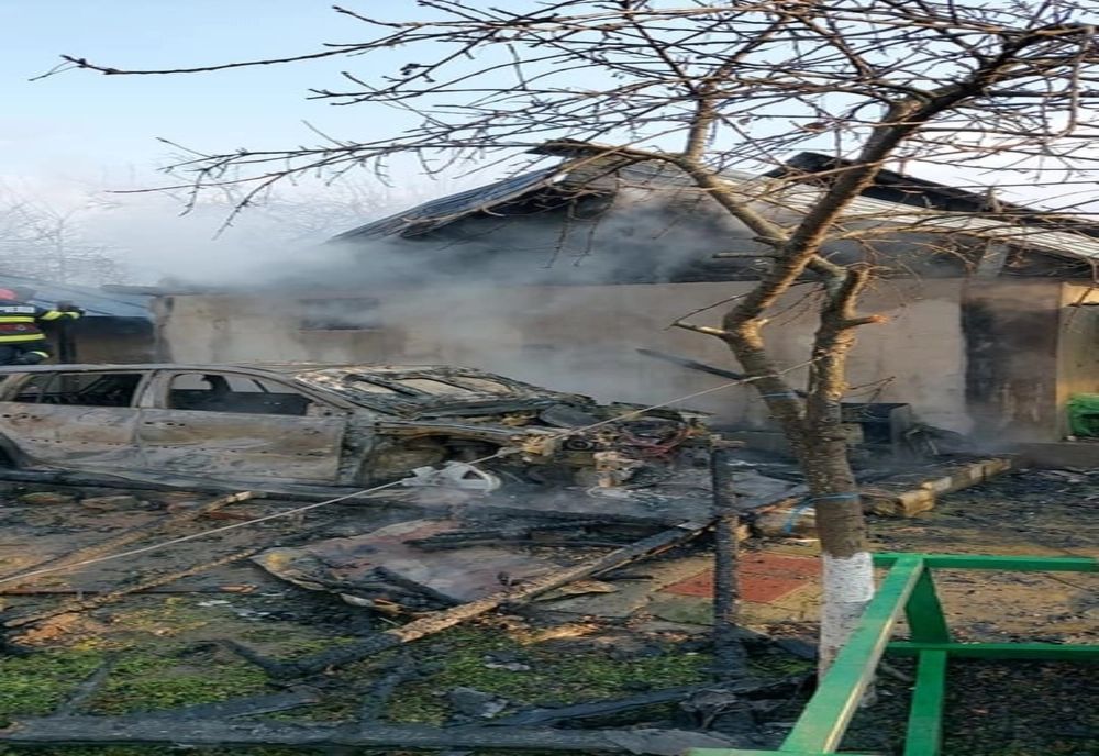 Incendiu puternic la o casă din Oltenița