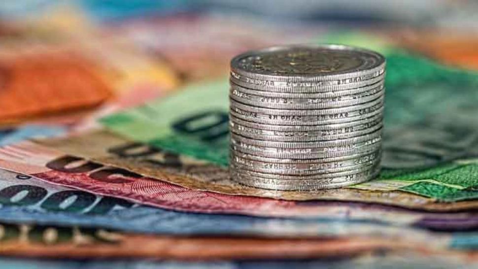 Bugetul 2021. ASTĂZI - Cea mai lungă zi de dezbateri din Parlament pe banii țării. Cine dă raportul în comisiile de specialitate - LIVE VIDEO