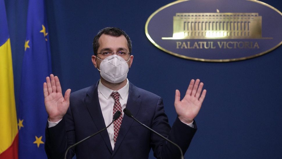 Vlad Voiculescu infirmă existența unui incendiu la spitalul "Marius Nasta" - "Cineva s-a speriat, nimic mai mult"