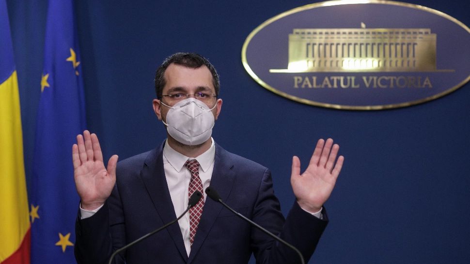 Vlad Voiculescu, despre decesul pacientului transferat în Belgia: Nu putem vorbi de un autor moral