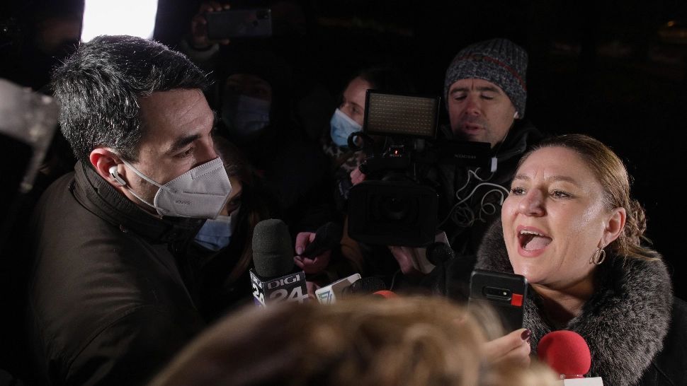 Lucian Bode, ironic după ce Şoşoacă s-a plâns că a fost bruscată de bodyguarzi, la Nasta: "S-a împiedicat?"