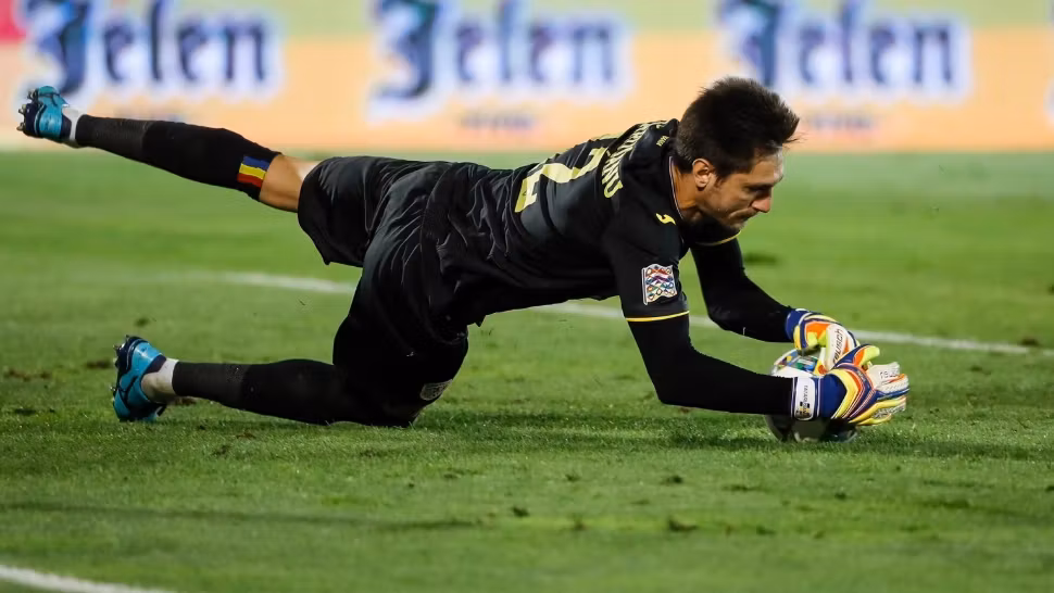 Cine îl va înlocui pe Ciprian Tătărușanu, în poarta României: „El e singurul care ar putea face faţă”