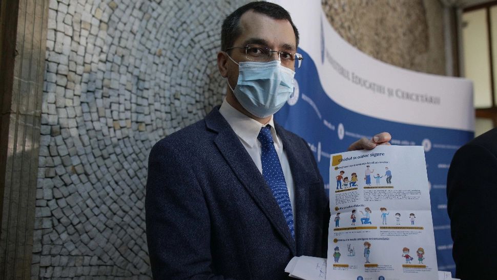 Vlad Voiculescu: „Am terminat masterul în 2011, la Viena”