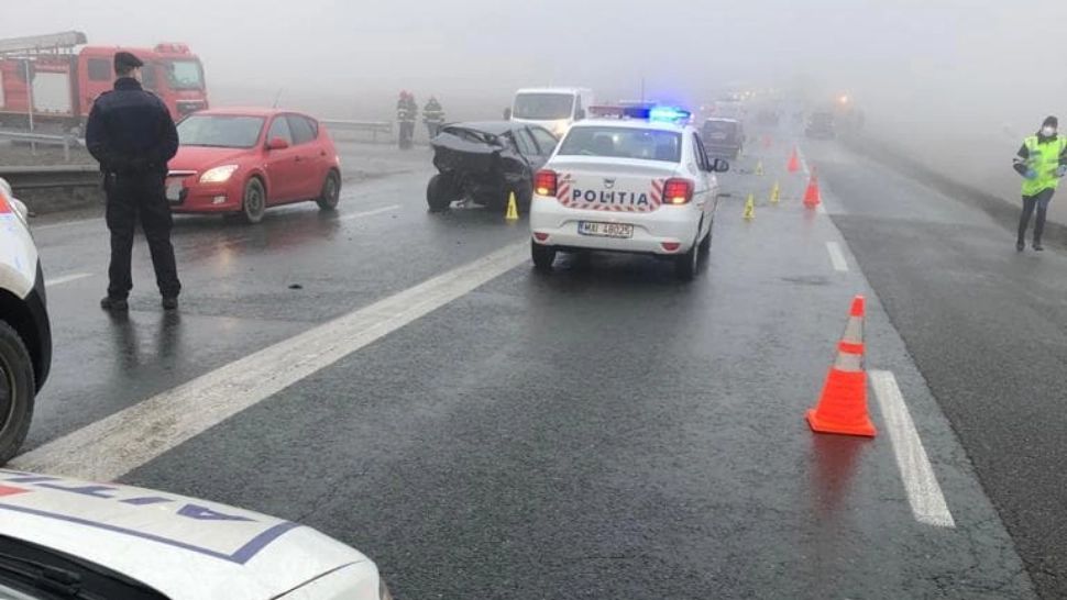 CARAMBOL cu cinci mașini în județul Vrancea, urmat de un alt accident, cu 3 mașini