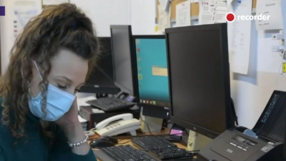 O fostă chelneriță care nu știe ce e un baraj, angajată la Apele Române 