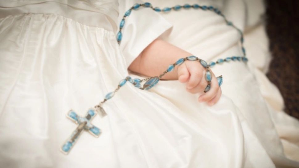 Avocatul Poporului s-a autosesizat în cazul bebelușului de la Suceava decedat după botez