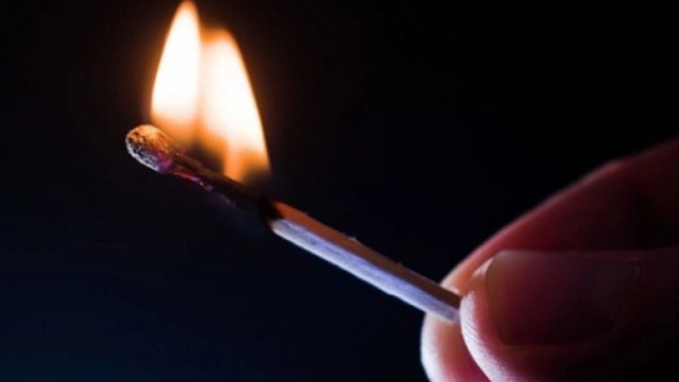 Caz tulburător, în Iași: un bărbat și-a dat foc după ce s-a îmbătat