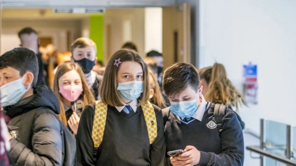 Redeschiderea școlilor 8 februarie. Cadrele didactice vor face un TRIAJ observațional al elevilor. CUM are loc TESTAREA elevilor și profesorilor