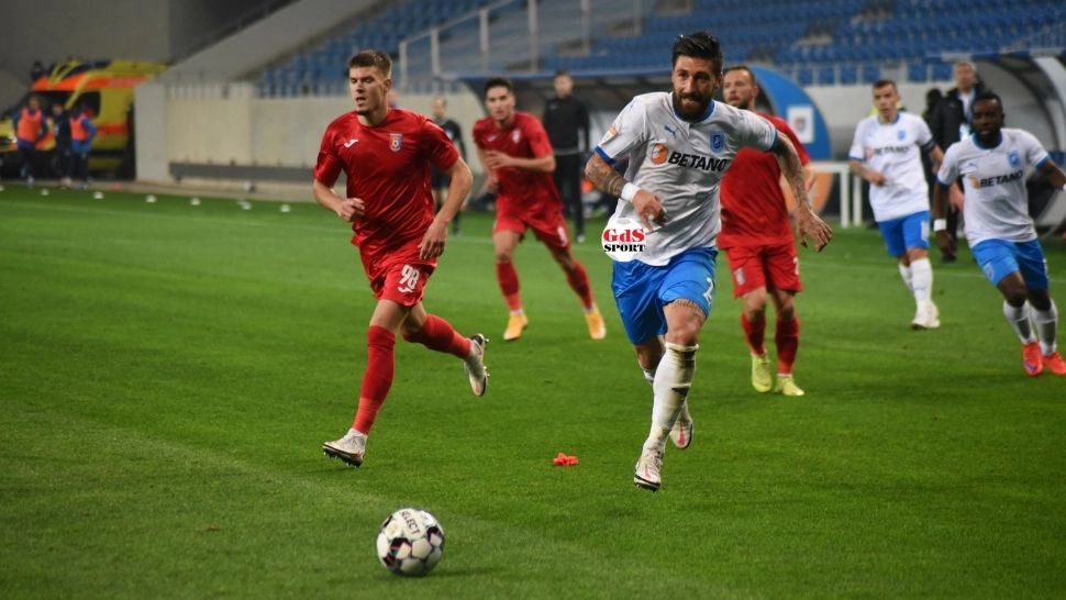 Marinos Ouzounidis, pus la punct cu toate detaliile înaintea partidei cu Chindia: ,,Întâlnim un antrenor emblematic pentru Craiova”