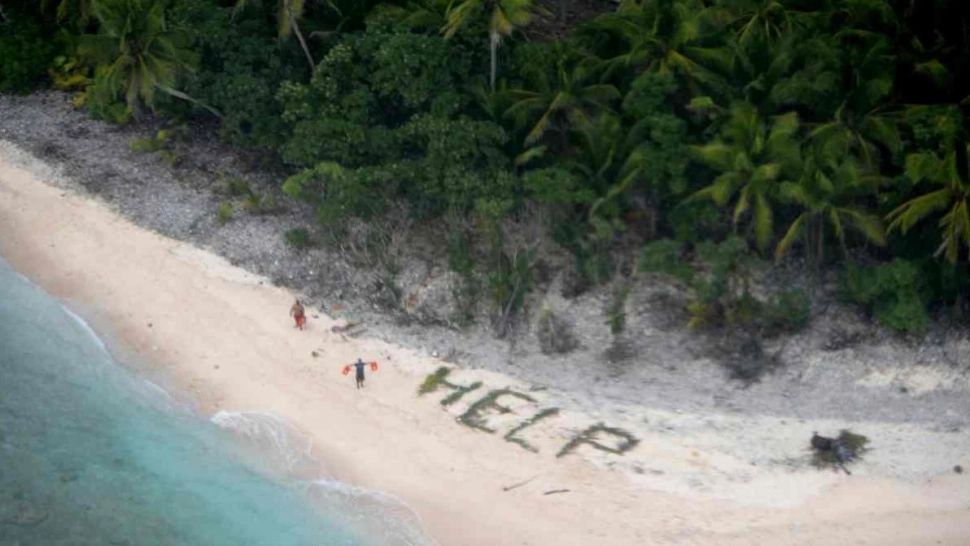 VIDEO | Robinson Crusoe moderni. Au supraviețuit 33 de zile doar cu nuci de cocos, pe o insulă pustie din Bahamas