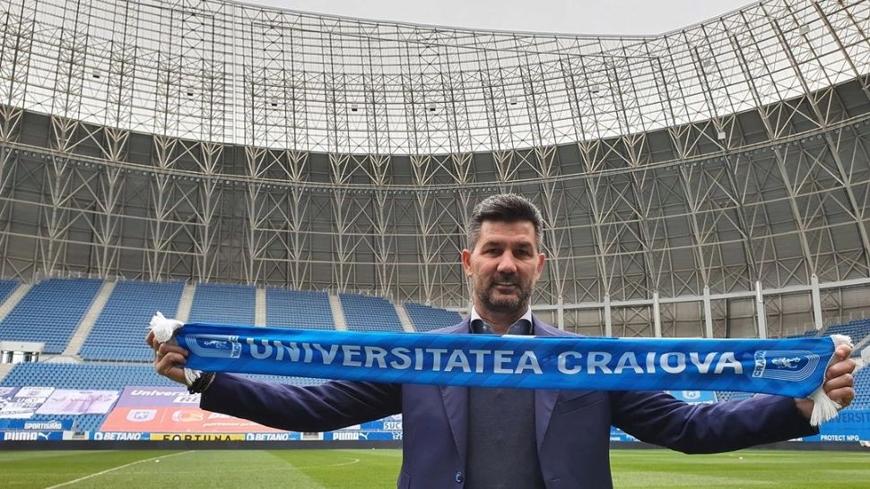VIDEO | Craiova și-a prezentat oficial noul antrenor! Marinos Ouzounidis anunță: “Trebuie să producem mai multe goluri!”