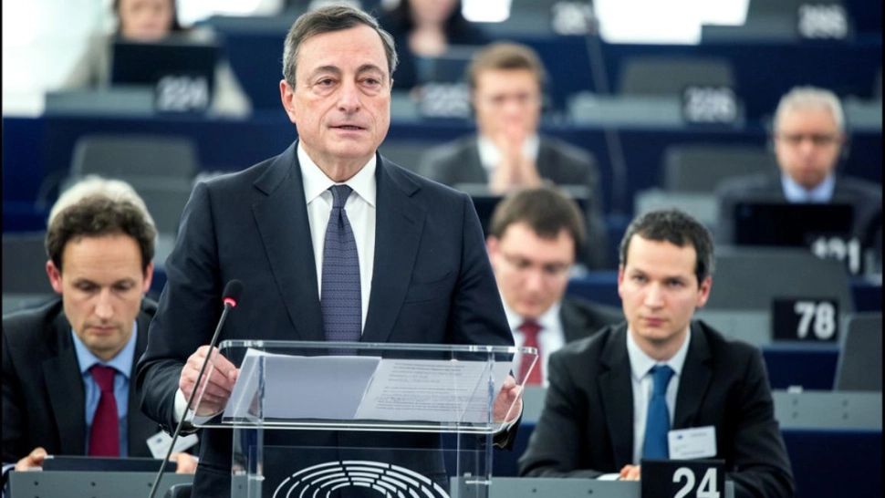 Un politician italian un pic „român”. Are două pensii de la stat și 10 case, dar renunță la salariu