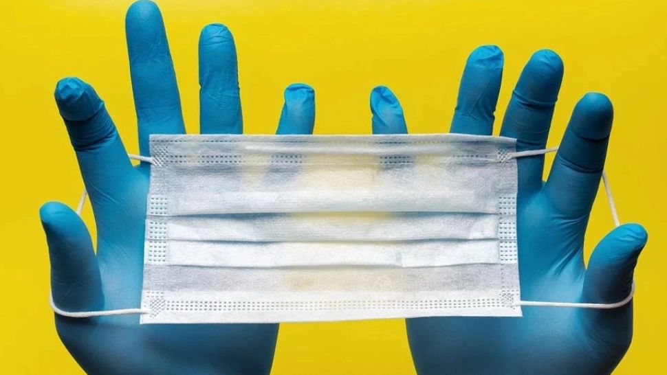 Apar noi tulpini de Covid-19, trebuie să purtăm noi modele de măști de protecție? Răspunsul specialiștilor