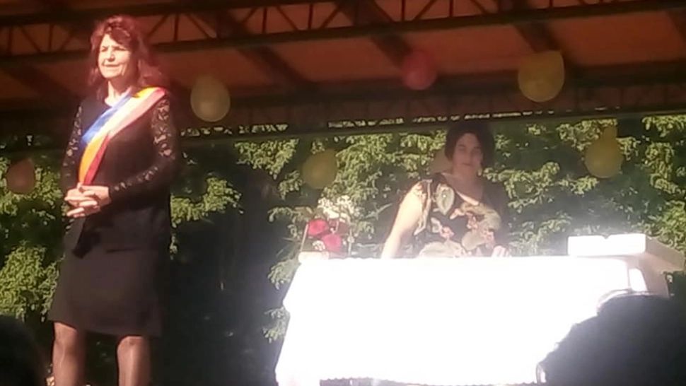 "Jale mare" în localitatea Țibănești. Fosta primăriță PSD duce dorul vacii dispărute. „Era foarte cuminte și se mulgea ușor. Acum e săpun”