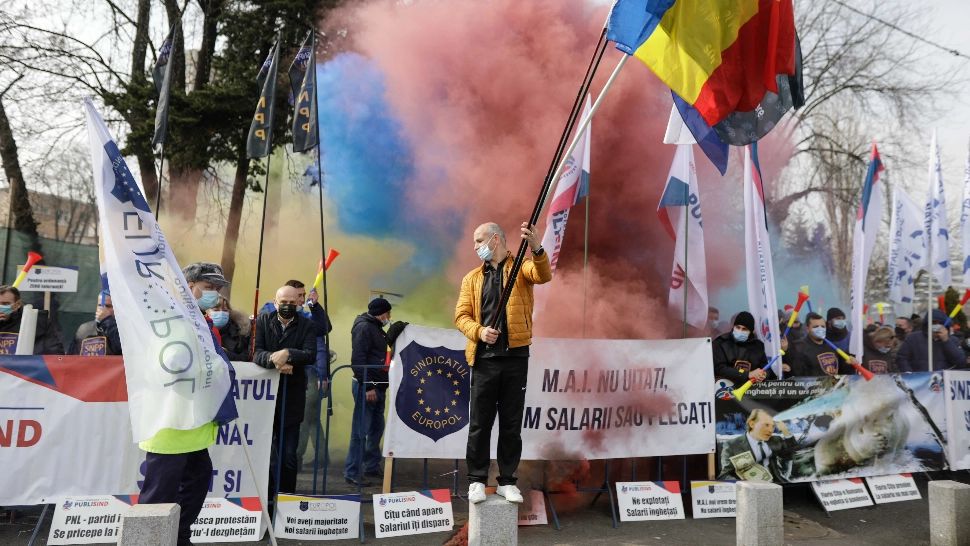 Sindicaliștii din poliție, penitenciare și rezerviștii amenință cu noi proteste. Care sunt nemulțumirile