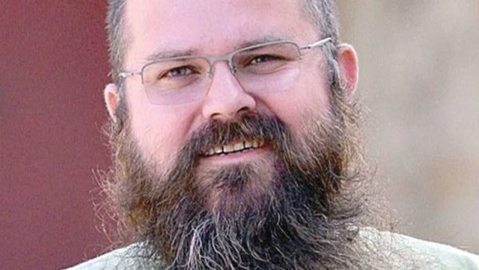 Răzvan Cherecheș: Vaccinarea nu va opri valul 3. Ce spune specialistul despre valul 4, din toamnă