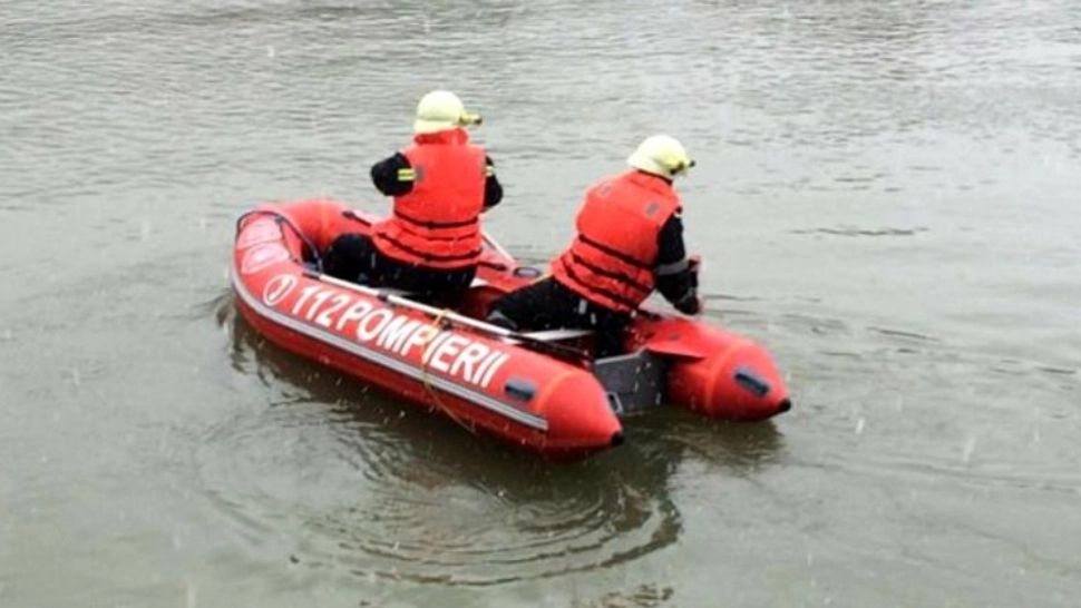 O persoană a fost scoasă inconștientă din apă, în stațiunea Mamaia - S-au aplicat manevre de resuscitare și turistul a fost salvat