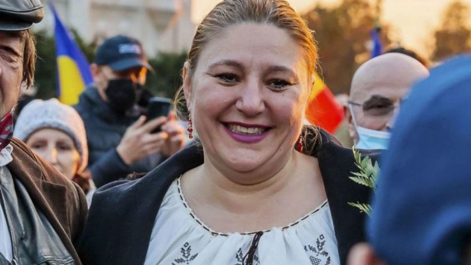 Diana Șoșoacă, amendată cu 4.500 de lei după protestele anti-mască din Capitală
