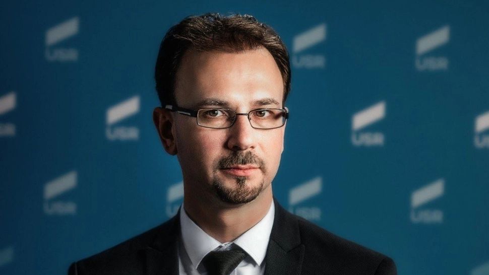 Deputatul USR-PLUS Mihai Poliţeanu, testat pozitiv cu noul coronavirus