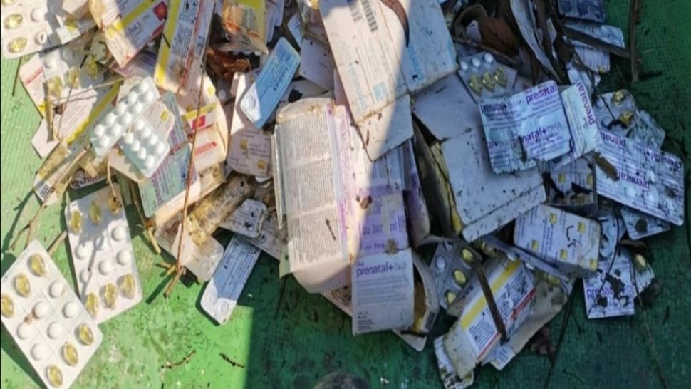 Alimentarea cu apă potabilă a clujenilor, pusă din nou sub semnul întrebării: Medicamente expirate, găsite în lacul Someșul Cald