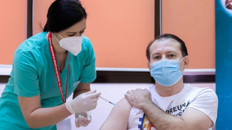 Florin Cițu: Luni începe etapa a 3-a a vaccinării. 1,5 milioane de români s-au înscris