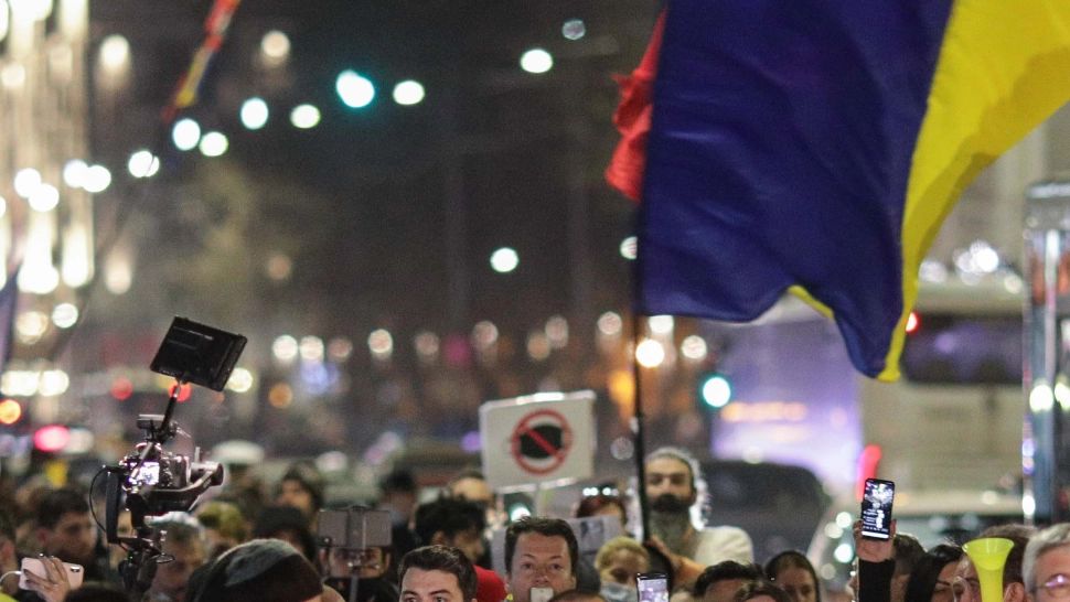 Organizatorul protestelor din Constanța, în lacrimi pe Facebook: Susținătorii AUR l-au exclus de la propria manifestație VIDEO