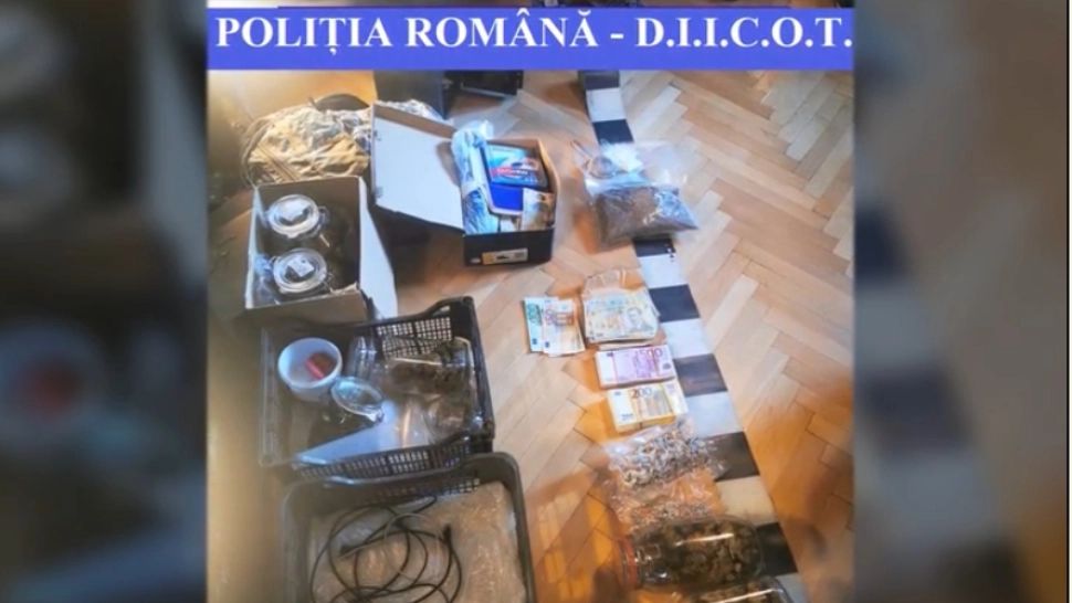 Primul "supermarket de droguri" din România, destructurat de DIICOT - GALERIE FOTO