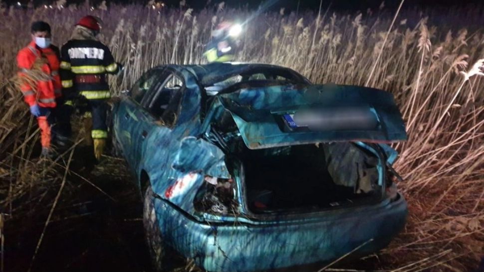 La un pas de o tragedie, Un șofer beat a ieșit cu mașina pe câmp