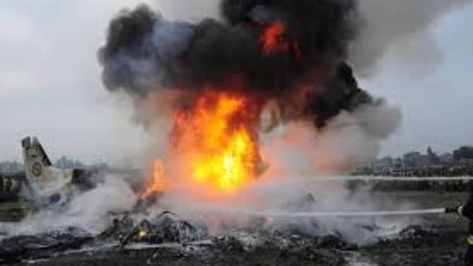 Avion prăbușit - Toți pasagerii au murit - Momentul impactului a fost filmat - Imagini cu puternic impact emoțional